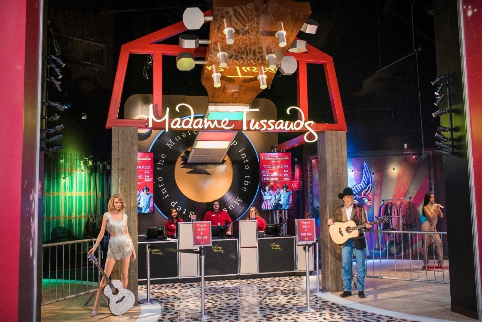 User blog:Carrieunderwoodfanforlife/Madame Tussauds Nashville