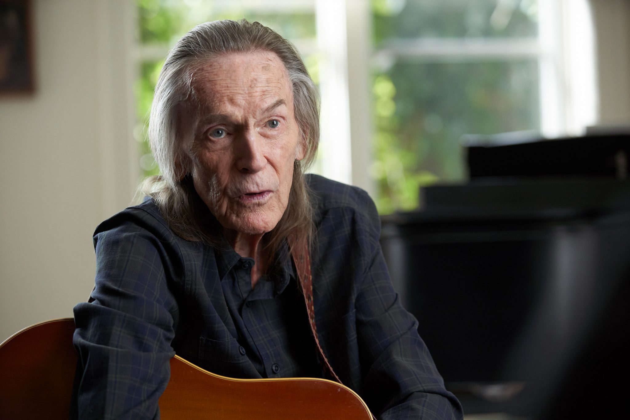 Gordon Lightfoot in "Gordon Lightfoot: If You Could read My Mind"...